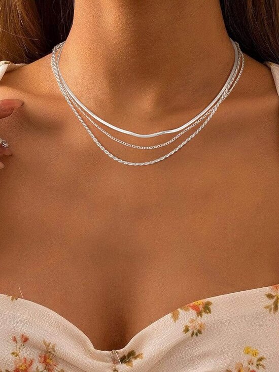 Women's Layered Necklace Set - 3 Piece Dainty Gold Jewelry for Everyday Stacking - Picture 4 of 9